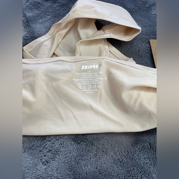 SKIMS High Waisted Thong in Sand, size Small NWT! - Picture 8 of 9